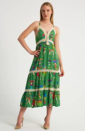 Yeşil işleme detaylı desenli elbise 